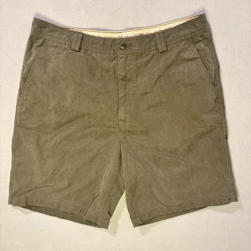 Tommy Bahama Mens 34 Chino Shorts Olive Green Tencel Cotton Blend Flat Front